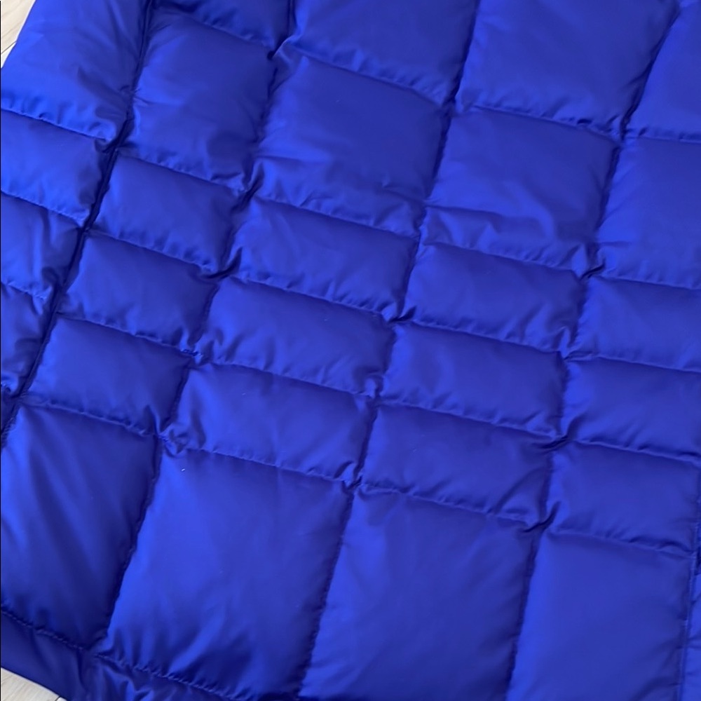 L.L. Bean Quilted Purple and Black Vest for Outdoor Adventures - Picture 14 of 16